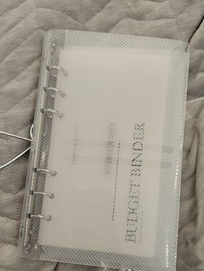 Clear Frosted Six-Ring Budget Binder NIP